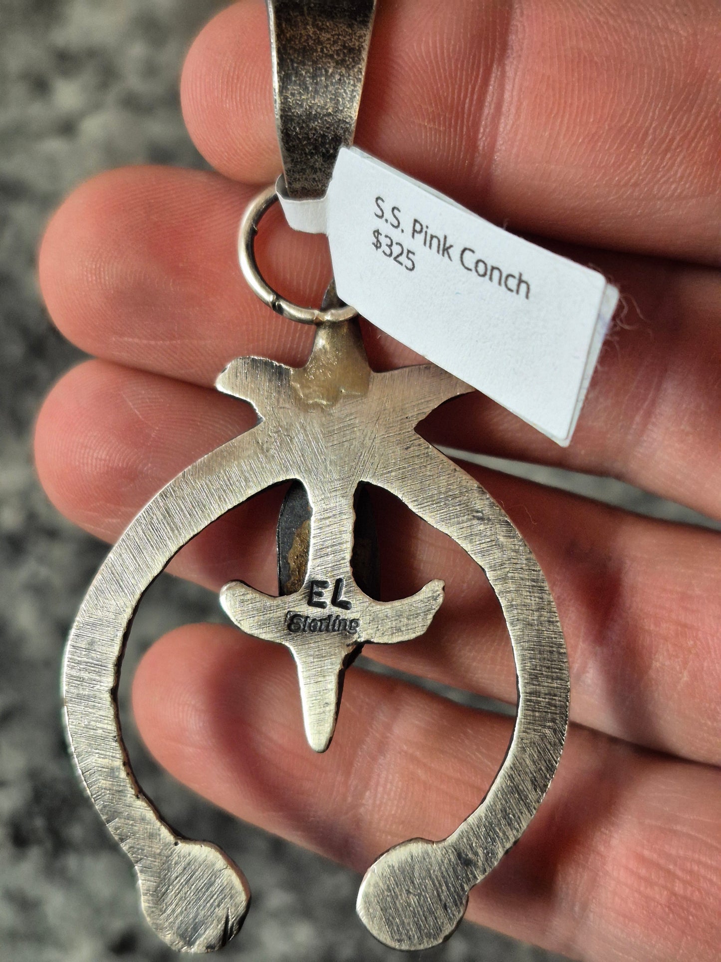 Pink conch Naja Pendant