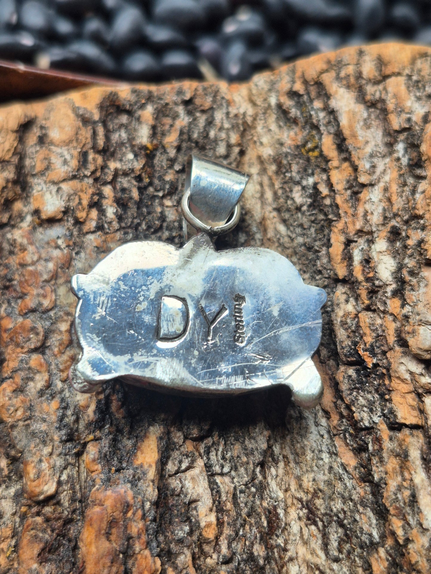 Royston Ribbon Pendant