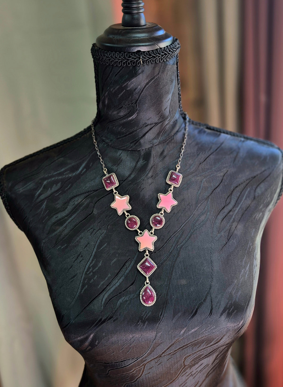 Pink Conch & Spiny Lariat