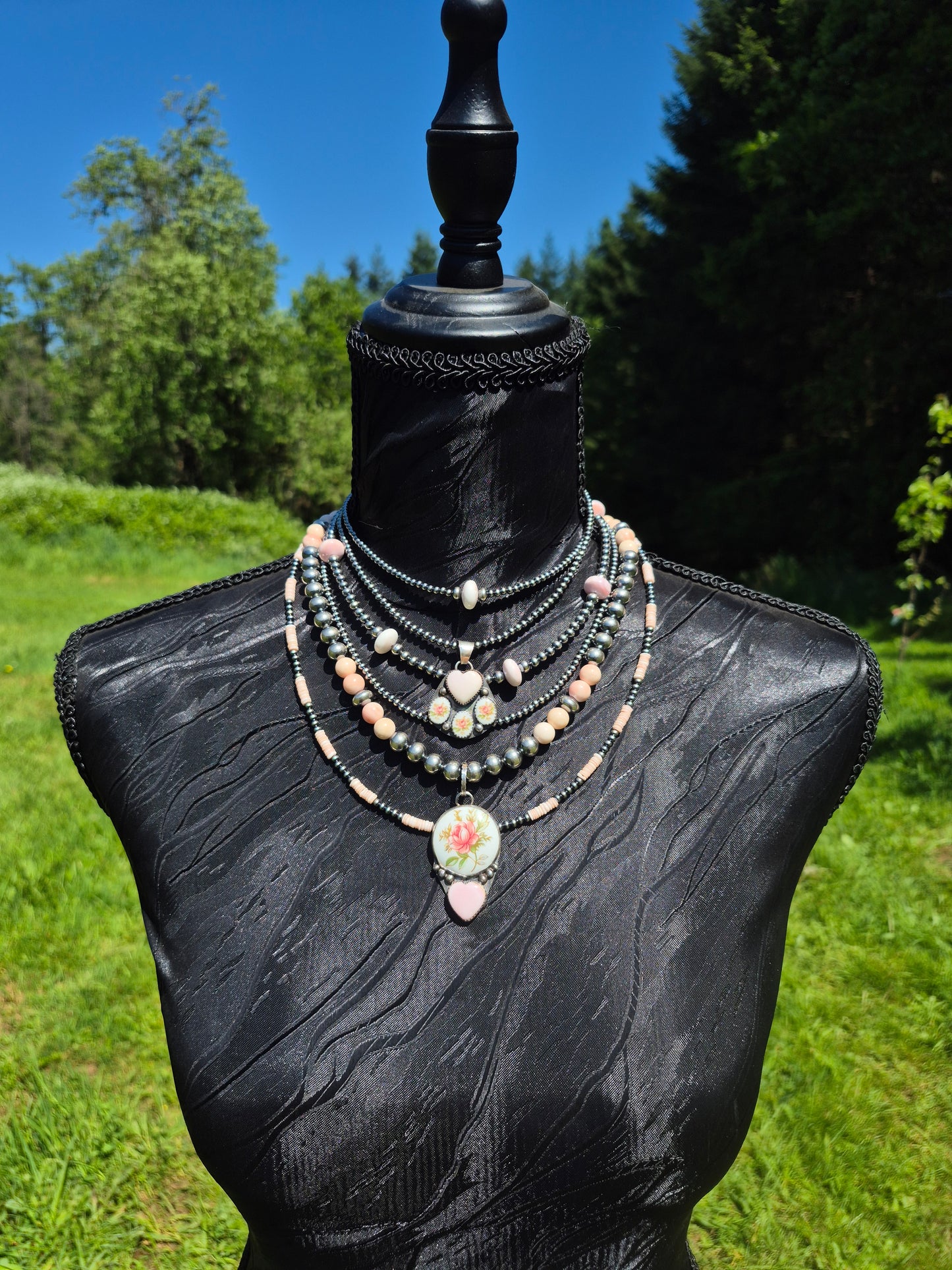 Pink Conch & Pearls - 8mm