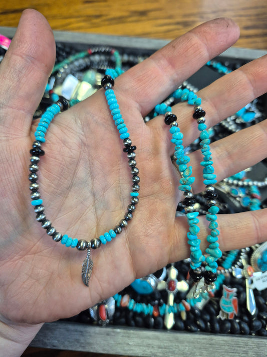 20" 4mm pearls, turquoise & onyx necklace