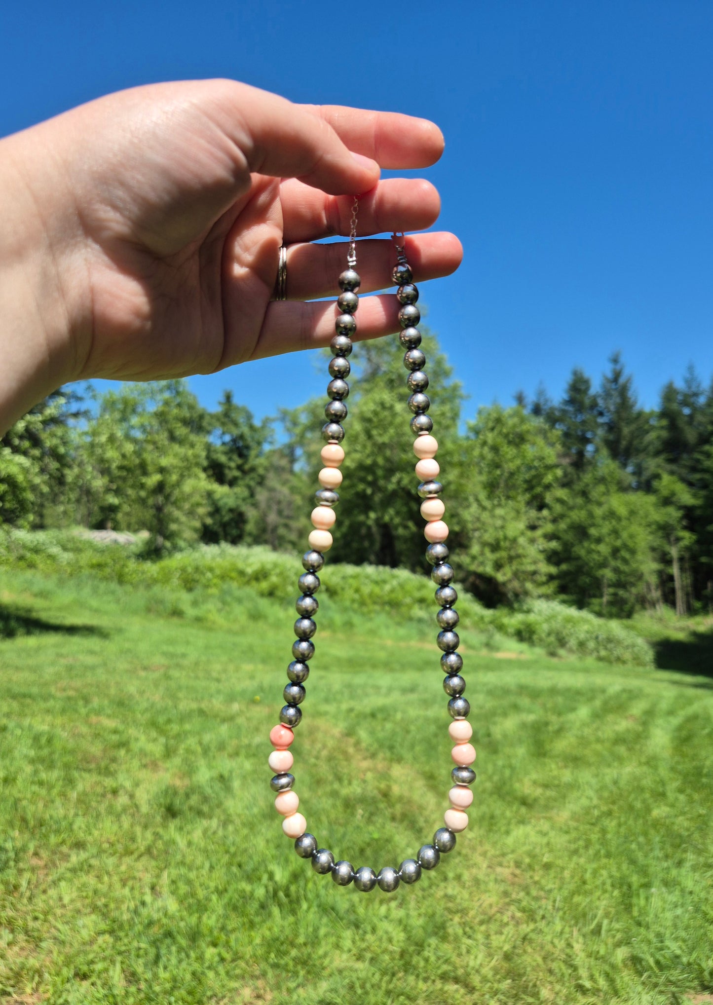 Pink Conch & Pearls - 8mm