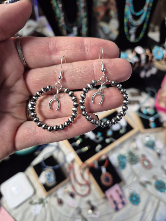 Pearls & horseshoe hoops