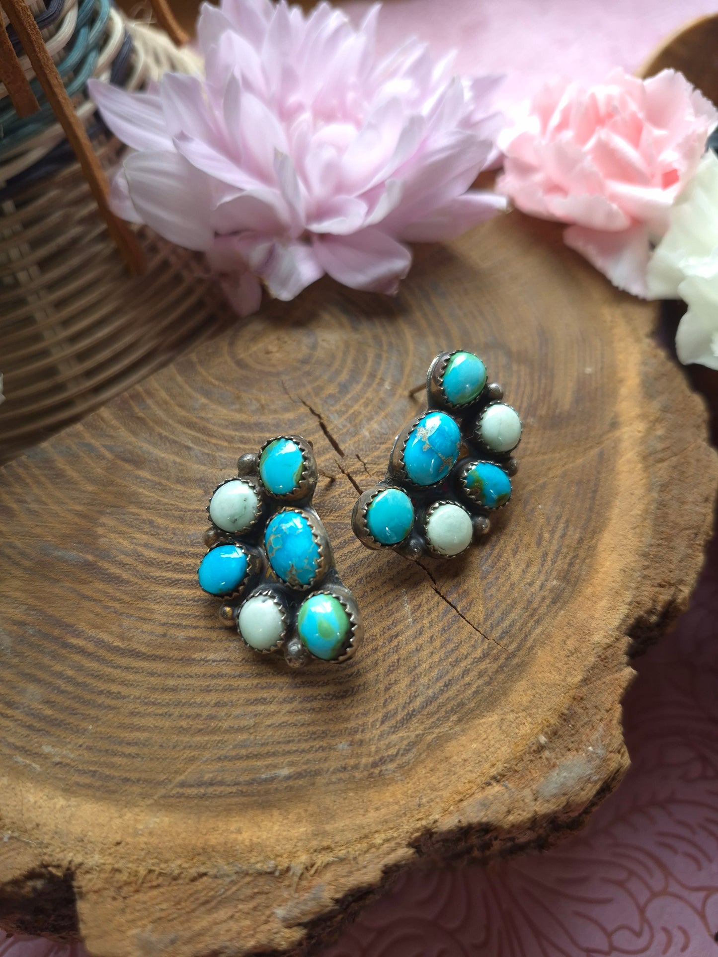 Sonoran Gold & paloma half clusters