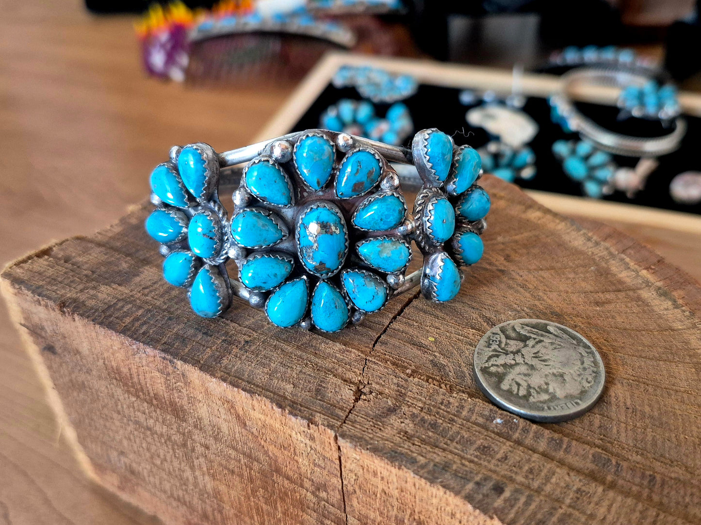 Campitos Cluster Cuff