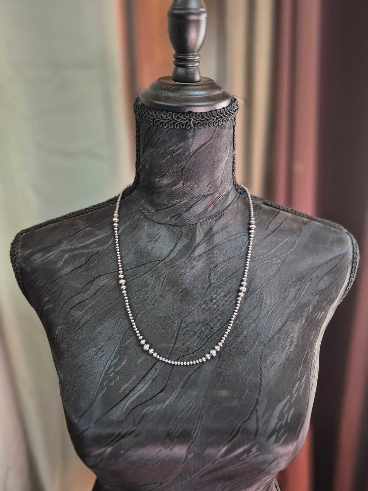 24" Graduated Pearls