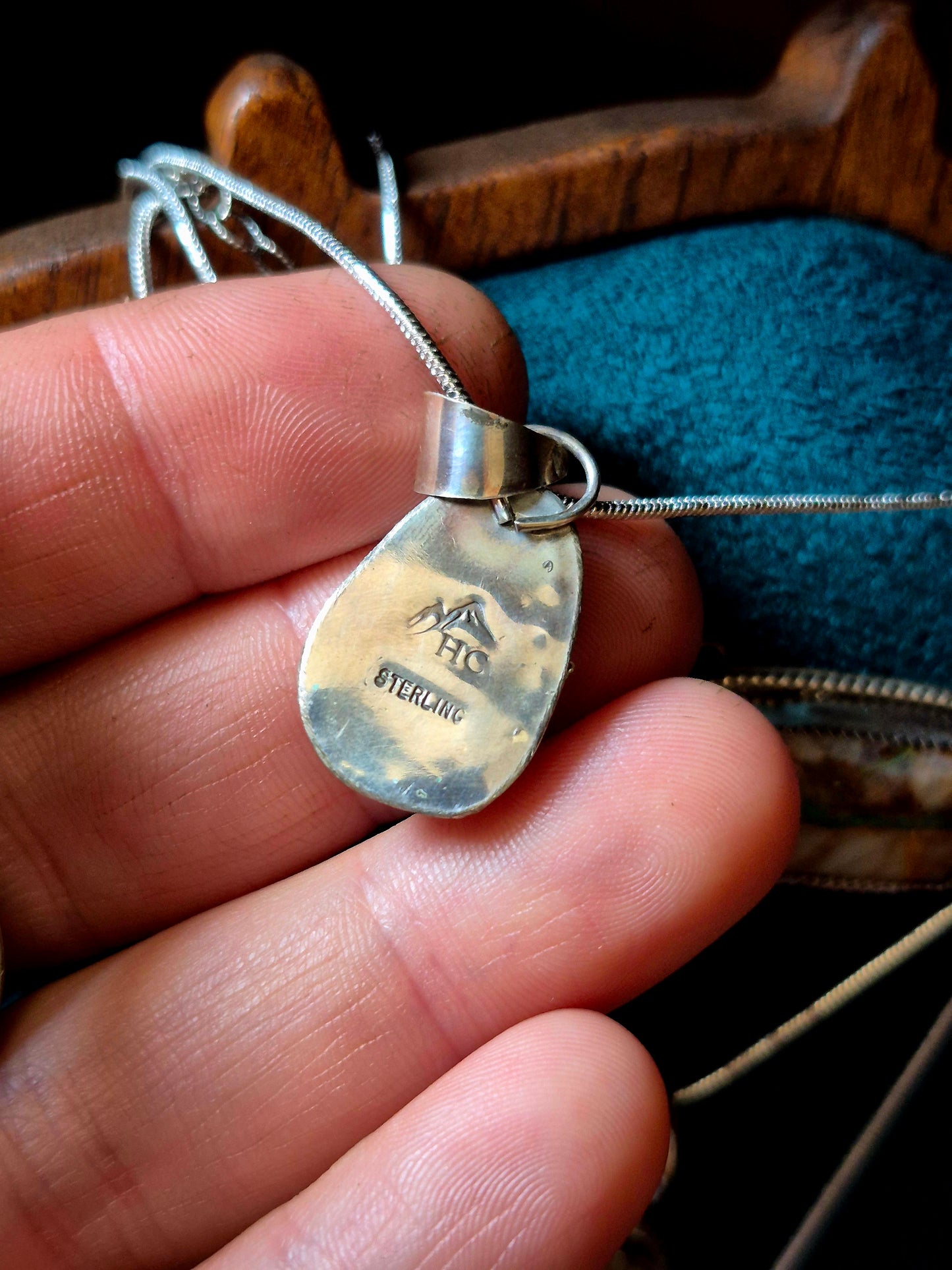 Royston Ribbon Pendant