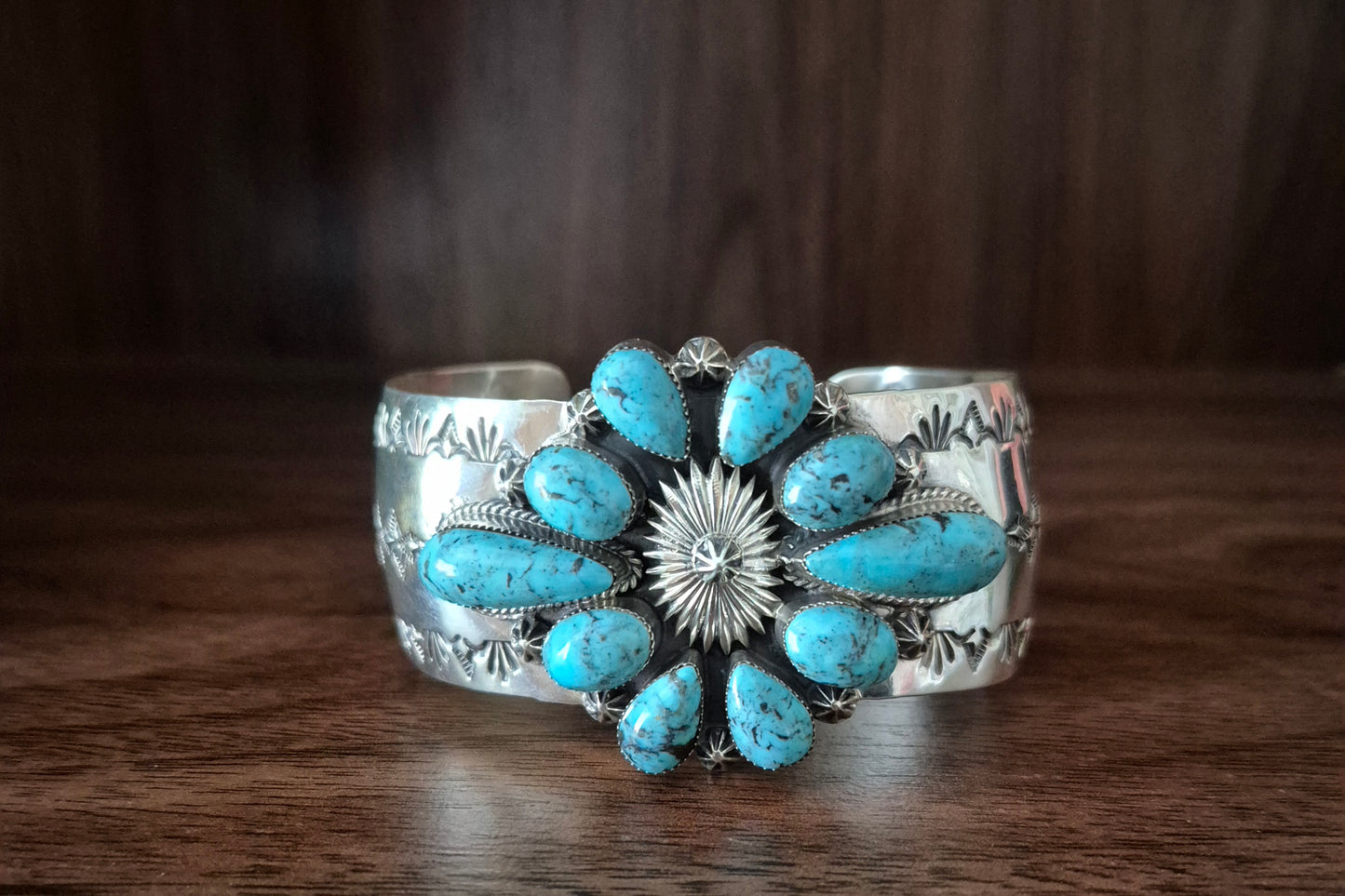 Cluster Cuff