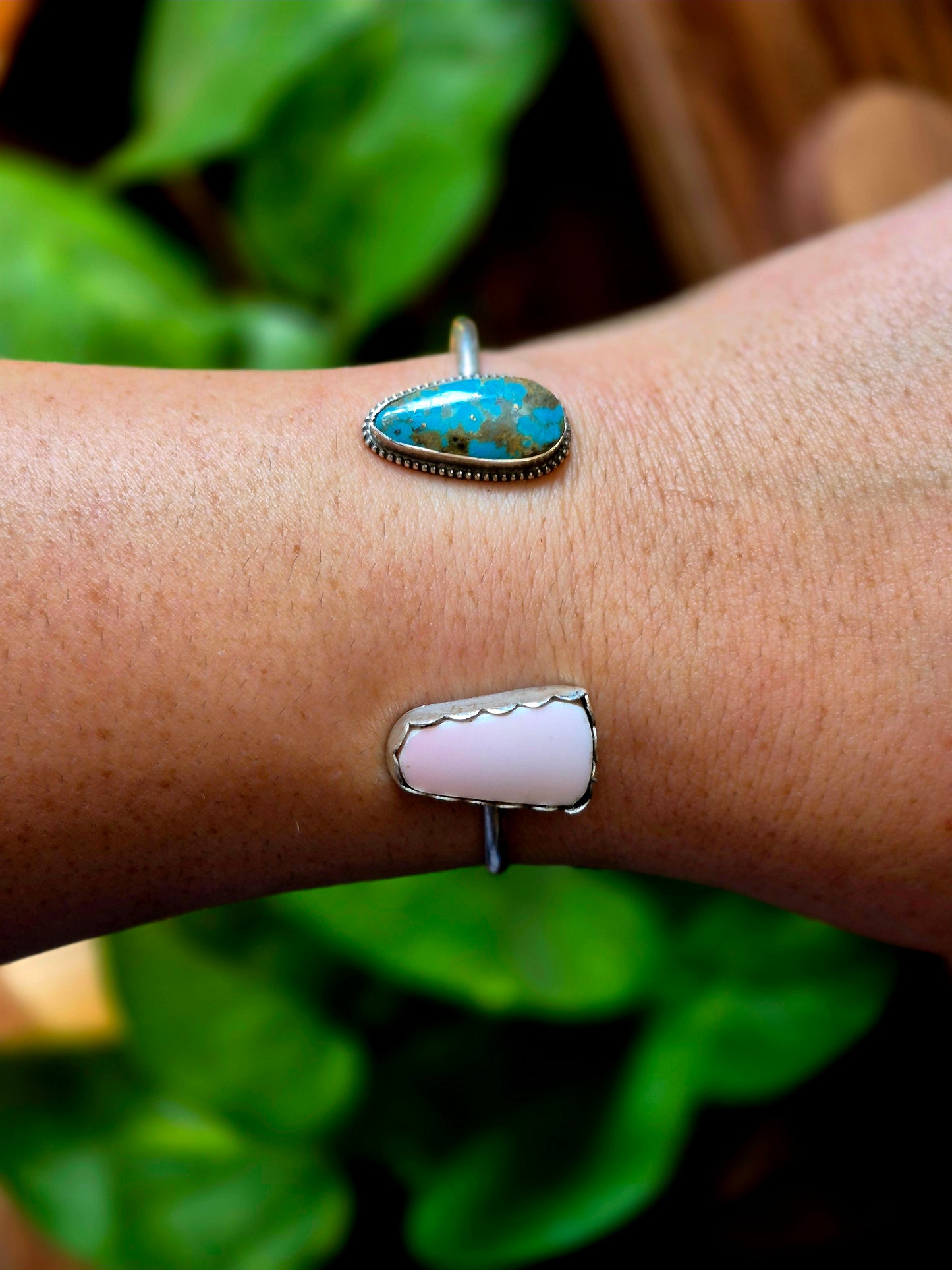 Campitos & Pink Conch Bypass Cuff
